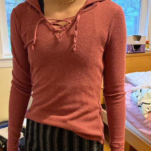 Maroon Hollister Shirt - Picture 1 of 2